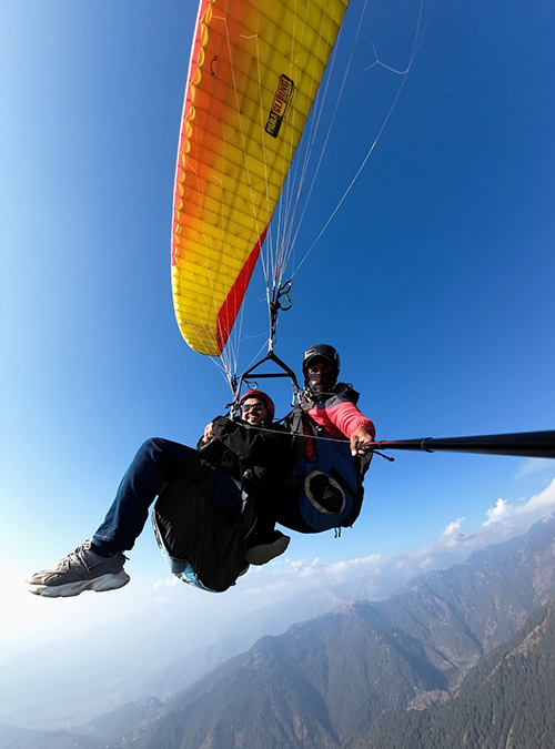 Bir Billing Paragliding timings is 20 minutes